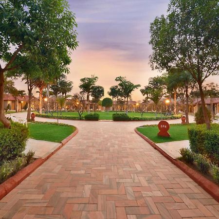 Shri Radha Brij Vasundhara Resort & Spa Govardhan Exterior photo