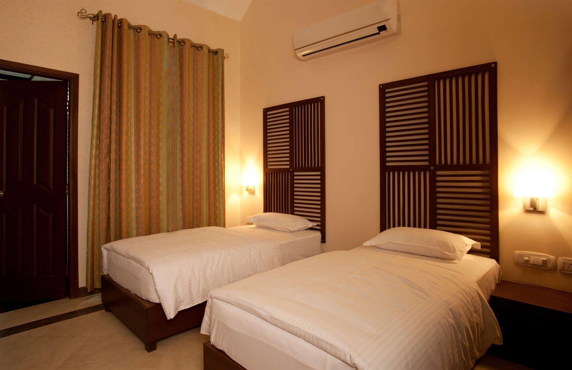 Shri Radha Brij Vasundhara Resort & Spa Govardhan Exterior photo