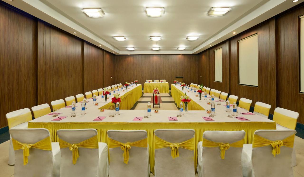 Shri Radha Brij Vasundhara Resort & Spa Govardhan Exterior photo